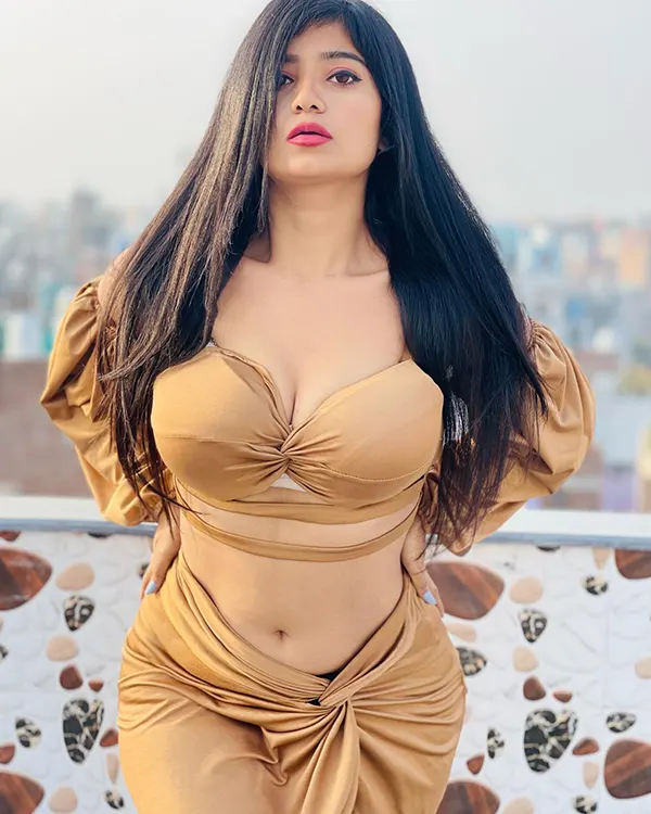 Neha Singh (Instagram Star) Biography, Wiki, Age, Height, Family, Photos,  Net Worth & More
