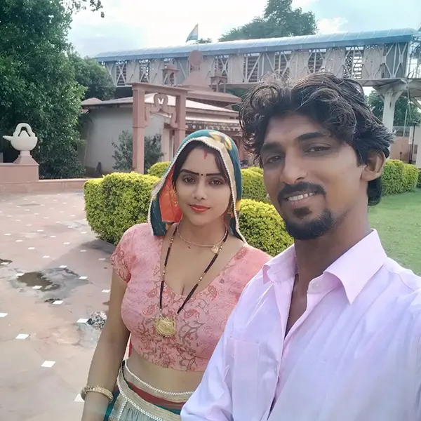 Meenu Raj husband Kuldeep Raj