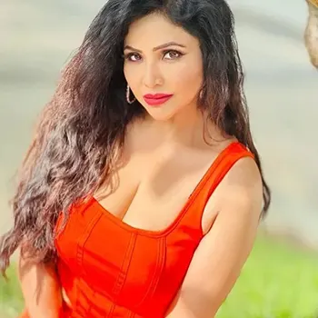Rajsi Verma Actress